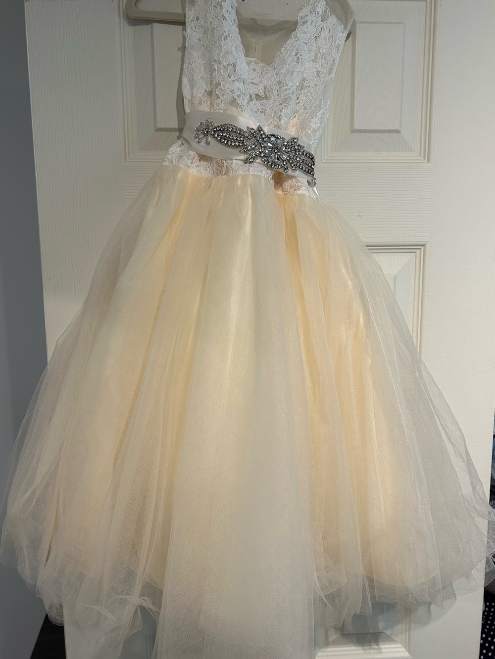 Girls Ivory Lace & Champagne Tulle Dress with Jeweled Sash girls size 7 years